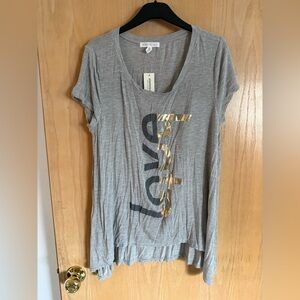 Aeropostale Gray & Gold “Love” Tee – Size L